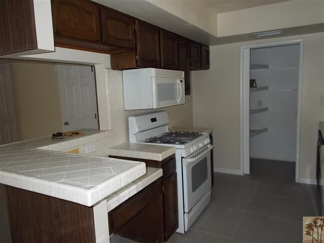 Building Photo - 12478 Redbud Rd