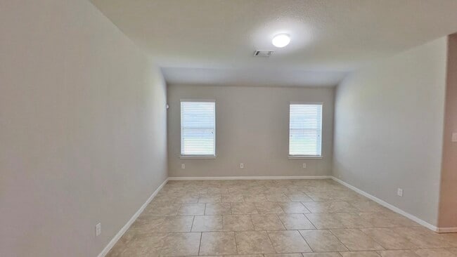 Building Photo - 4019 Spurwing Ln