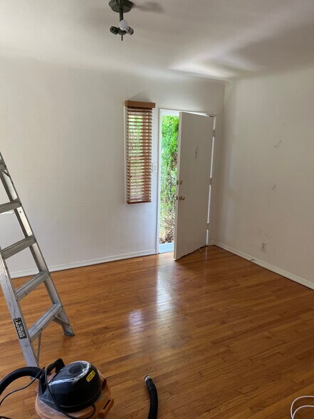 Building Photo - 8925 Keith Ave