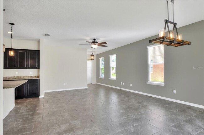 Building Photo - 1900 Wind Meadows Dr