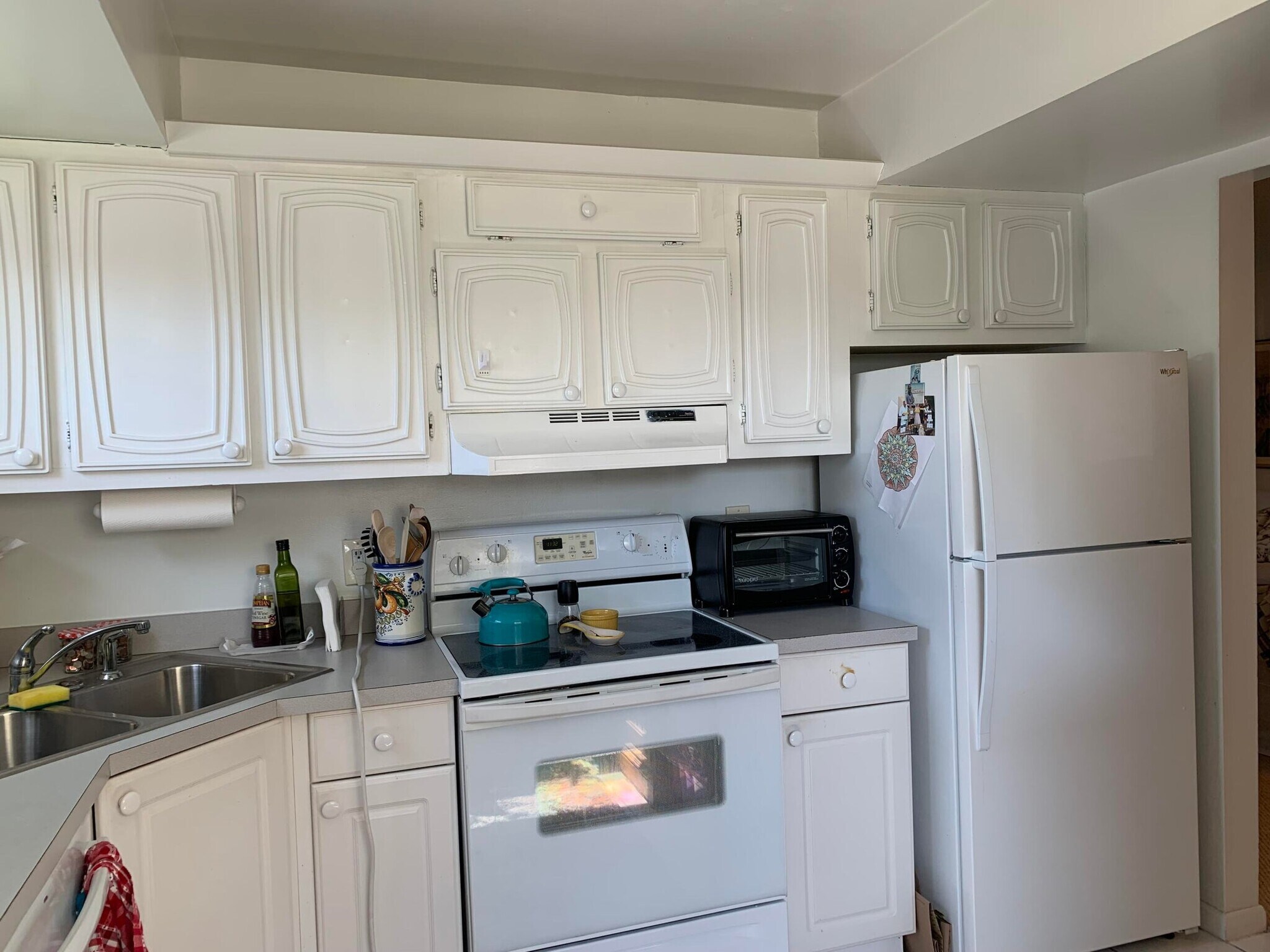 Building Photo - 3 Colonial Club Dr