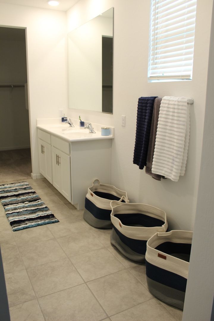 Building Photo - 19958 W Badgett Ln