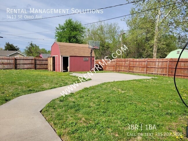 Building Photo - 3413 SE Ohio Ave