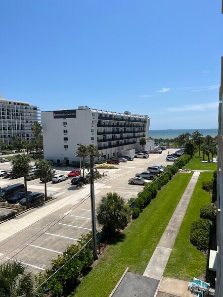 Building Photo - 2020 N Atlantic Ave