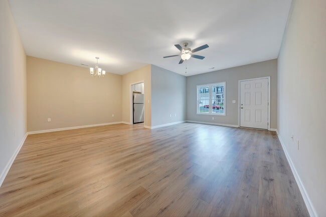 Building Photo - Kensington Townhomes
