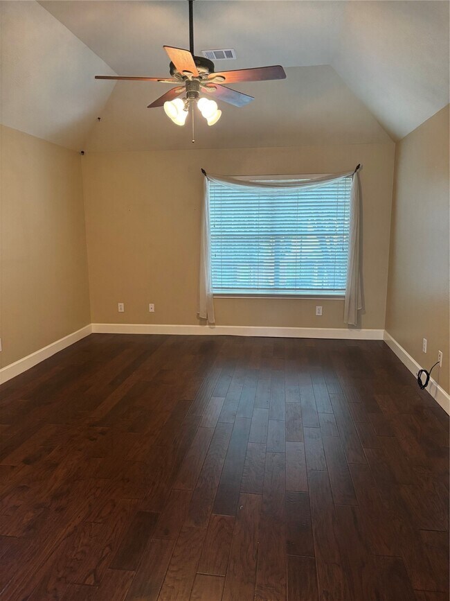 Building Photo - 13135 Rosewood Glen Dr