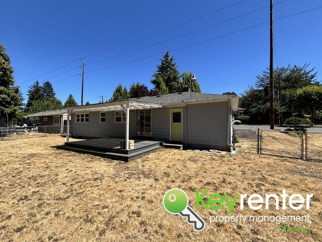 Building Photo - Updated 3 Bedroom Home with Huge Backyard ...