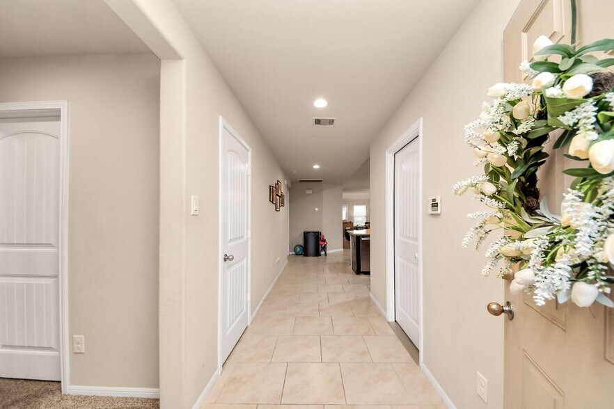 Building Photo - 29210 Jarvis Bay Pass