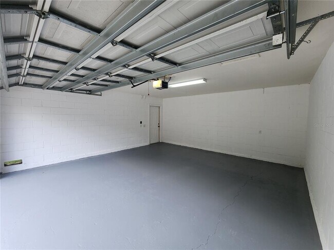 Building Photo - 13746 Beauregard Pl