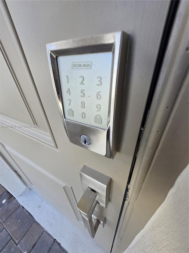 Building Photo - 12884 SW 232nd Ln