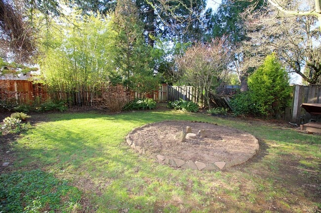 Building Photo - 4536 SE Boise St