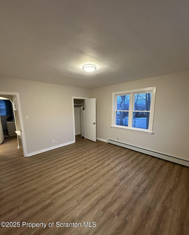 Building Photo - 2008 S Webster Ave