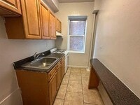 Building Photo - 2 bedroom in BRONX NY 10456