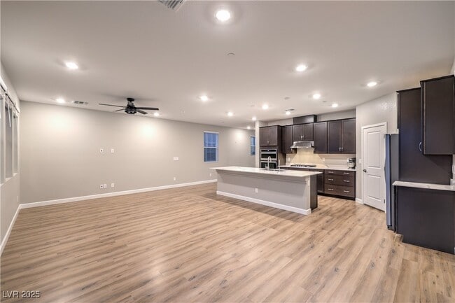 Building Photo - 2457 Padulle Pl