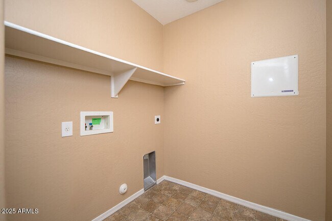 Building Photo - 18272 W Bridger St