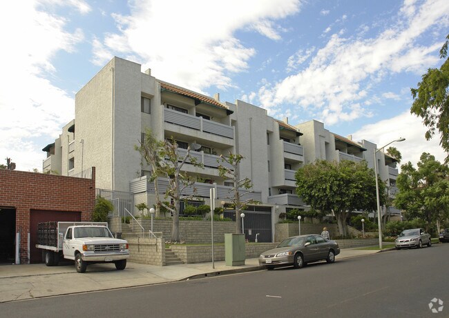Primary Photo - Menorah Terrace