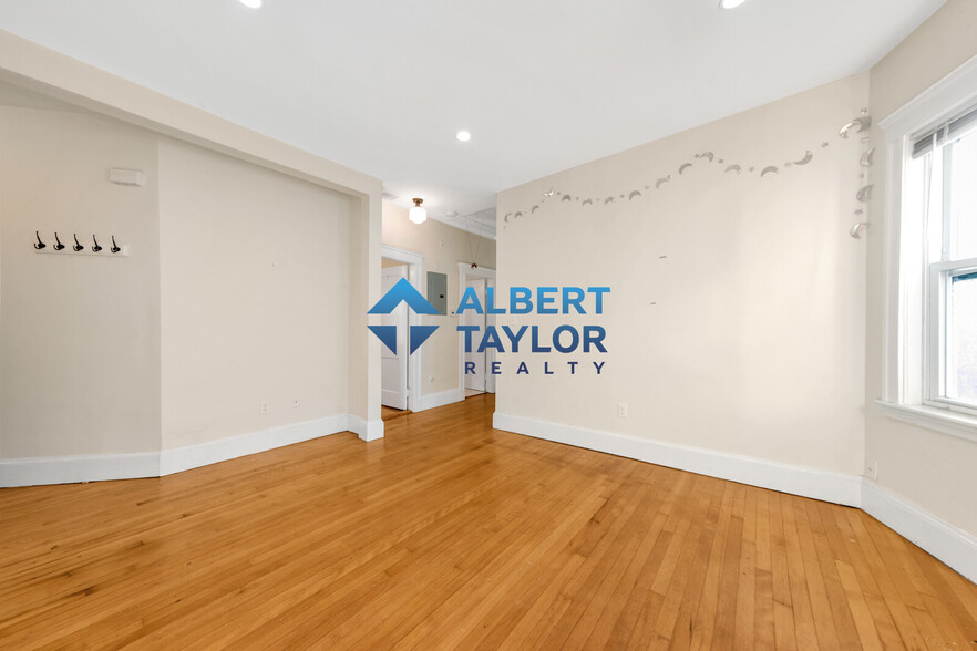Building Photo - 301 Alewife Brook Pky