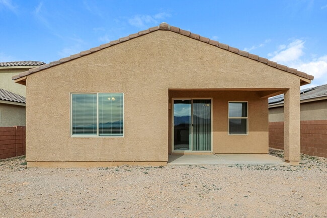 Building Photo - 11208 S Weismann Dr