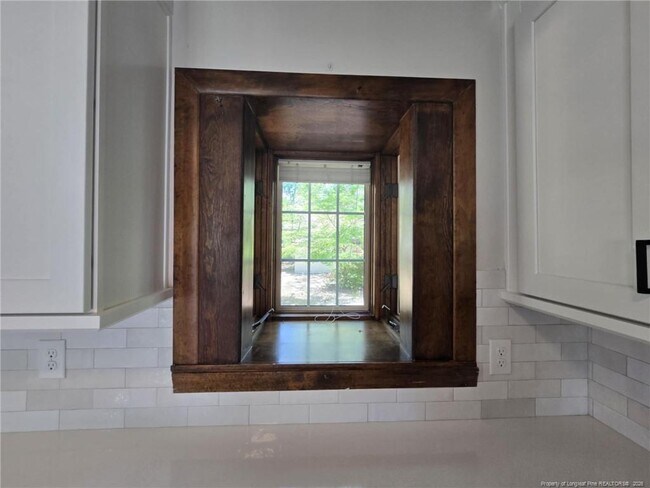 Building Photo - 1819 Cawdor Dr