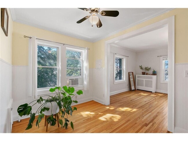 Building Photo - 2739 Girard Ave S