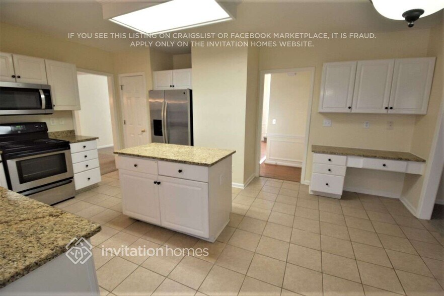 Building Photo - 11328 Longhedge Ln
