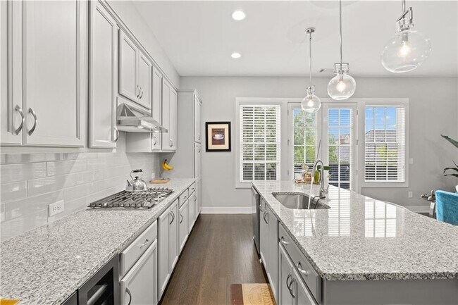 Building Photo - 6683 Cadence Blvd