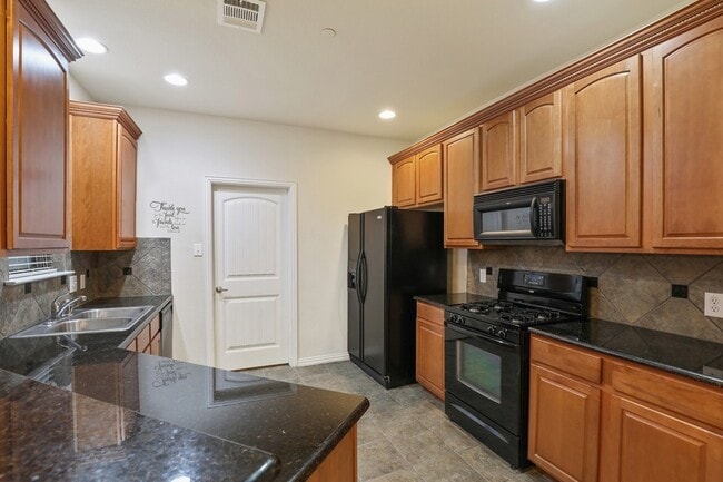 Building Photo - 8920 Soldiers Home Ln