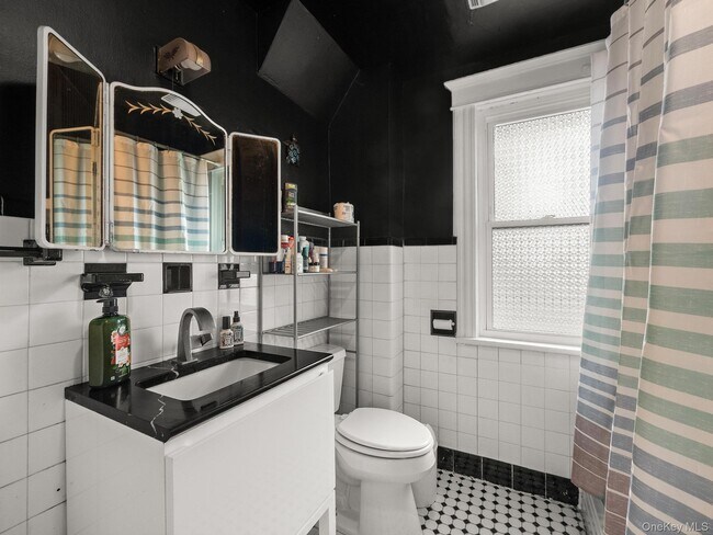 Building Photo - 109 Cooper Dr