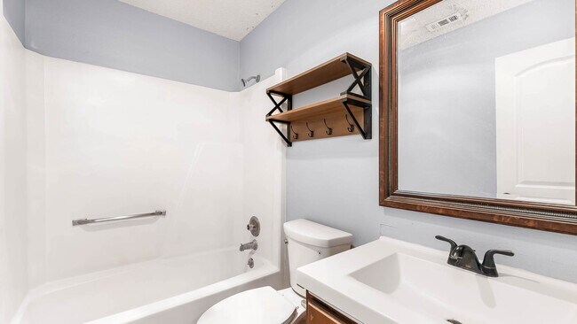 Building Photo - 5204 Gawain Dr