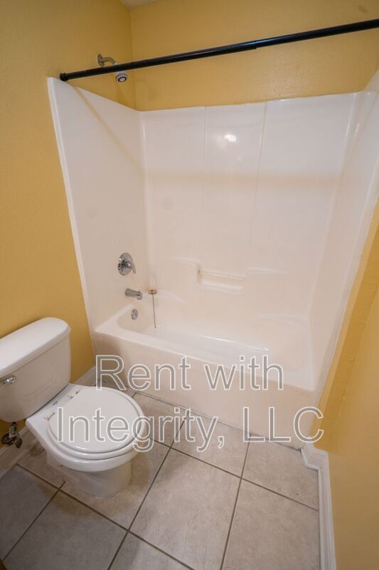 Building Photo - 3314 Sawtooth Dr