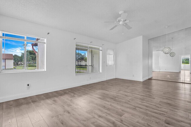 Building Photo - 4991 Sable Pine Cir