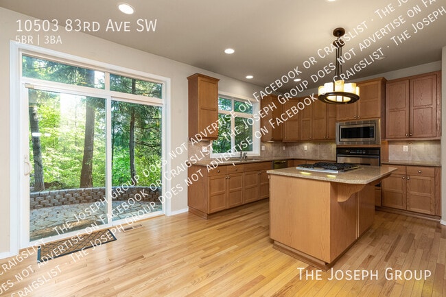 Building Photo - 10503 83rd Ave SW