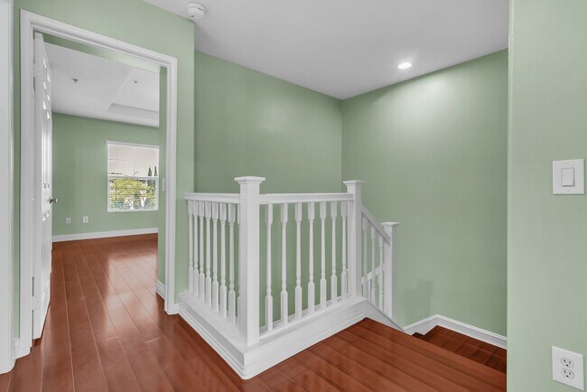 Building Photo - 26090 Stonehaven Dr
