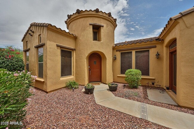 Building Photo - 3950 N Edith Way