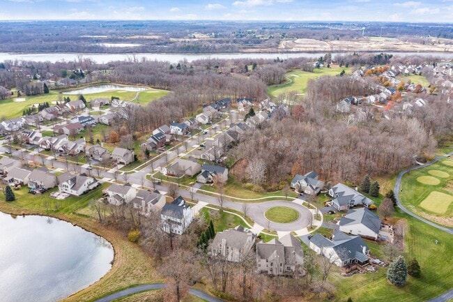 Building Photo - 7916 Bridge Crossing Ct