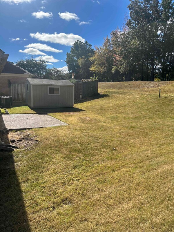 Building Photo - 3123 Woodland Crest Dr