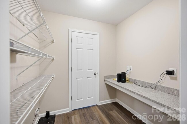 Building Photo - 1361 Ontario Dr