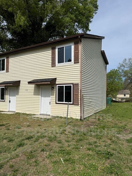 Building Photo - 1102 Campbell St