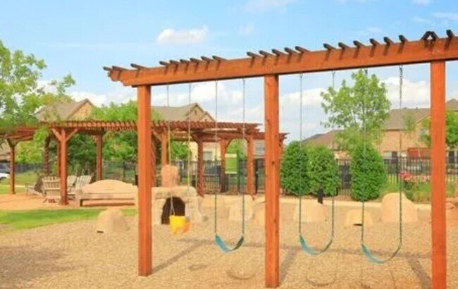 Building Photo - Beautiful 3 Bed and 2 bath house in Viridian Village