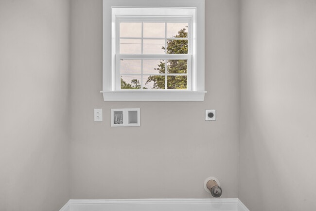 Building Photo - 900 62nd Ave N