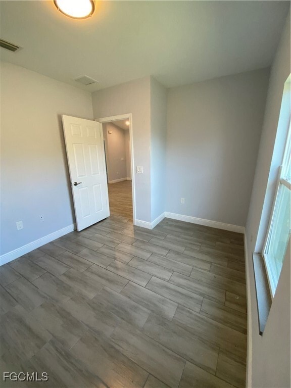 Building Photo - 2213 Hogan Dr