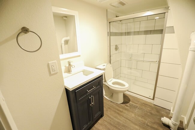 Building Photo - 5113 N McDonald Rd