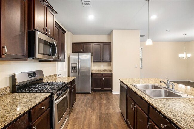 Building Photo - 41 Ivey Hollow Cir