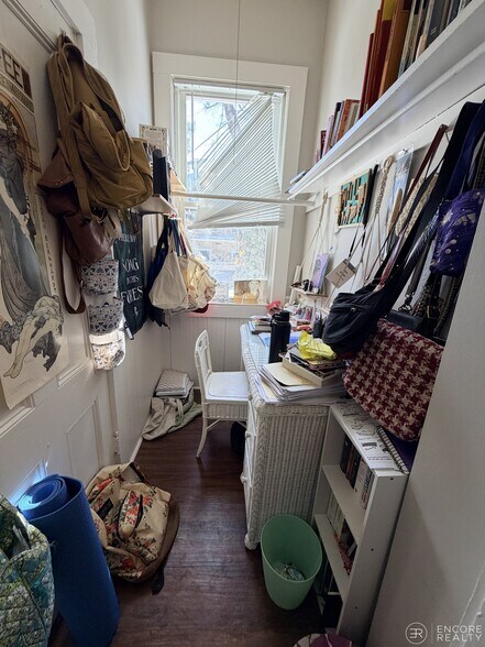 Building Photo - 8A Forest St. Unit 1L