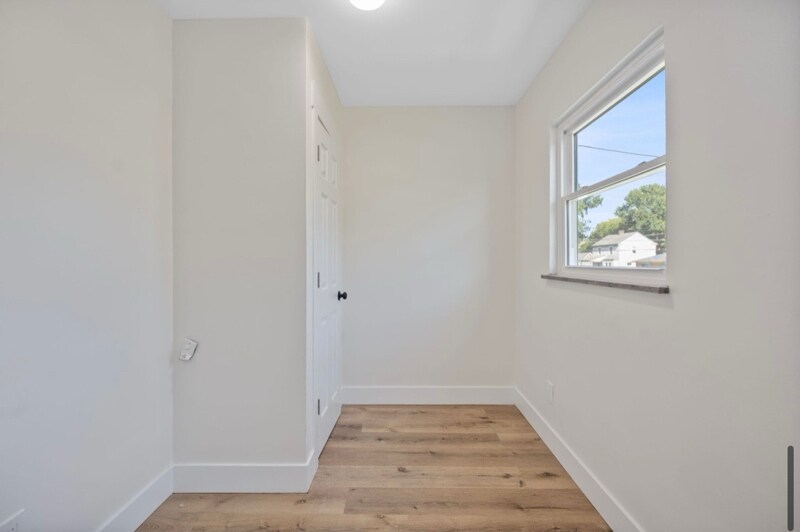 Building Photo - 3907 Kirkup Ave
