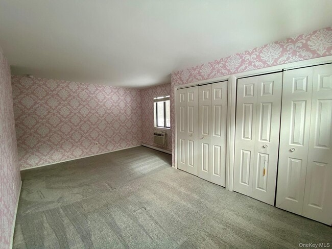 Building Photo - 404 Mountain Laurel Dr