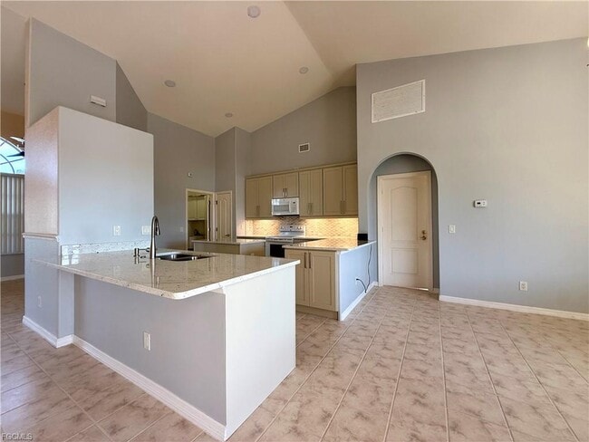 Building Photo - 1700 SW 30th Terrace