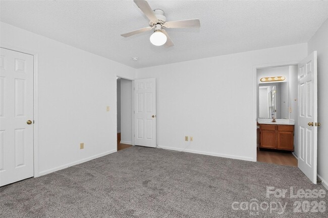 Building Photo - 3411 Pondridge Ct
