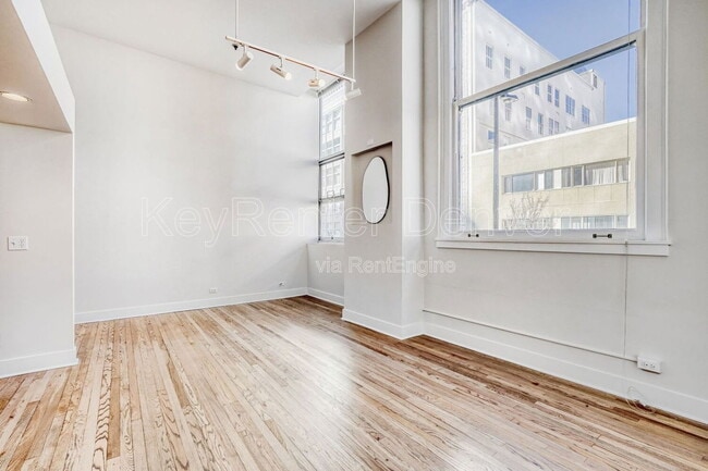 Building Photo - 720 16th St St