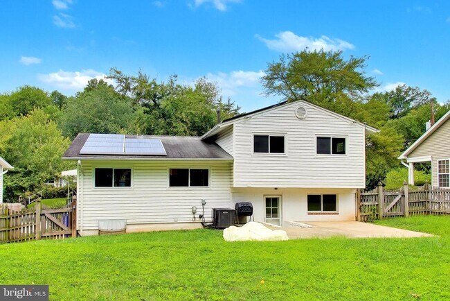 Building Photo - 11907 Hunters Ln
